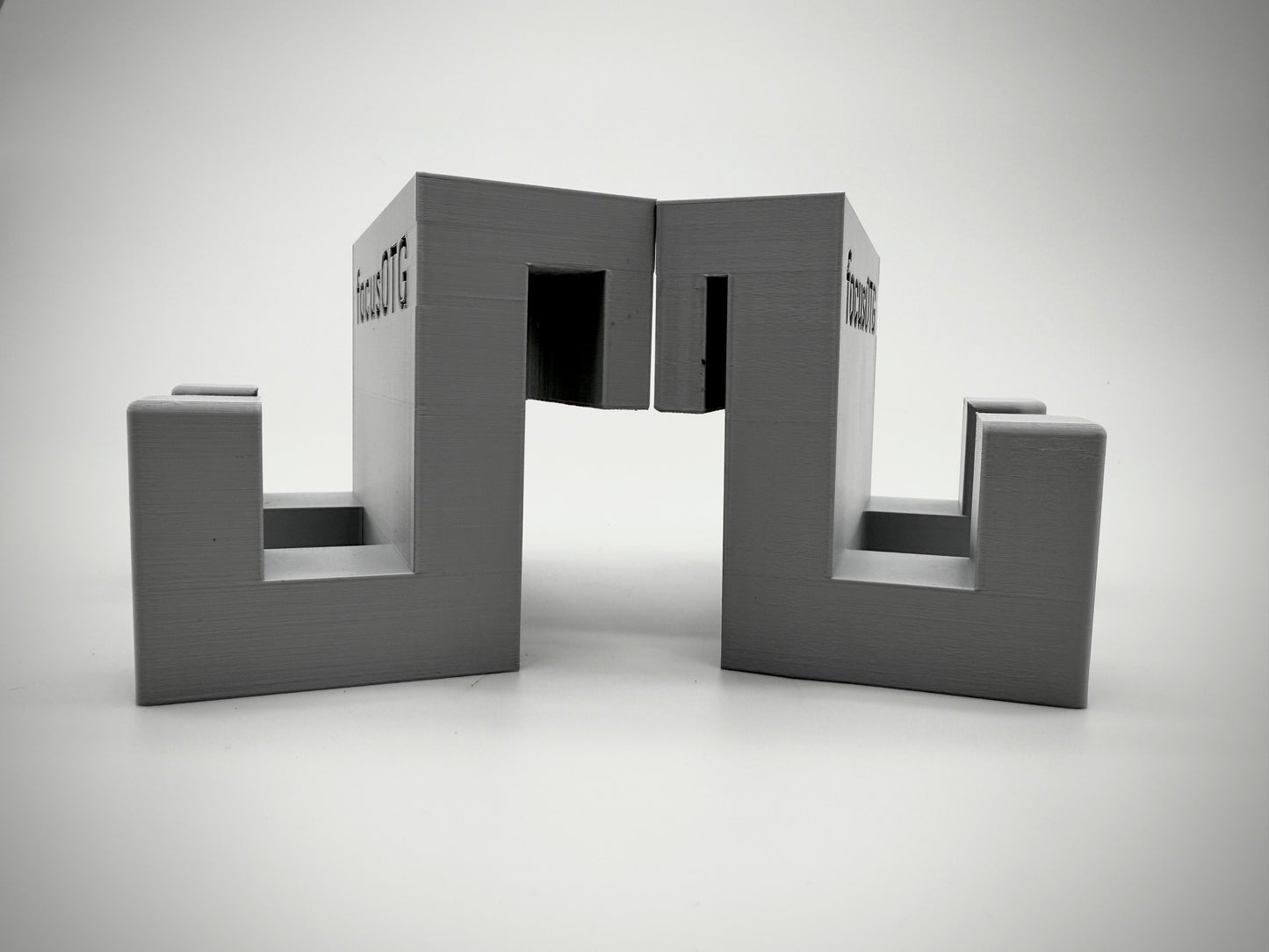 Matthews Stand Holder